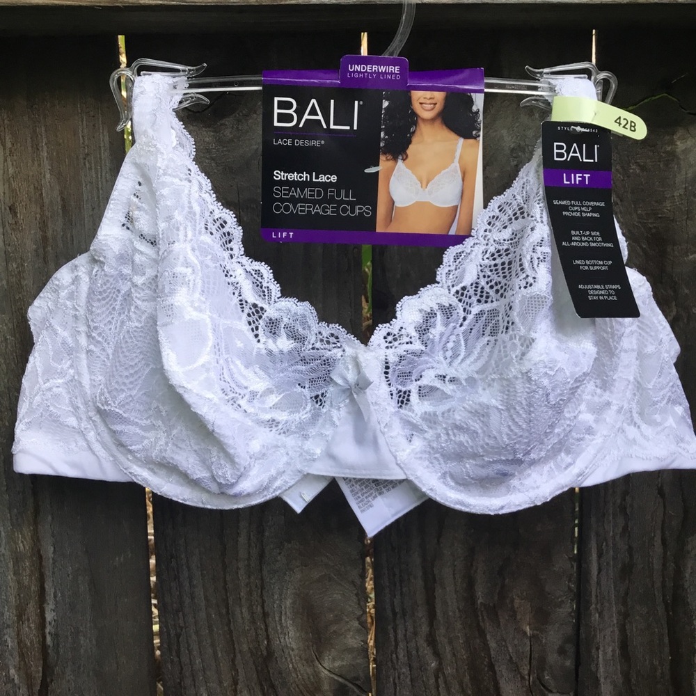 Bali Bra Stretch Lace Seamed Full Coverage Cups with Lift Underwire Light Lining